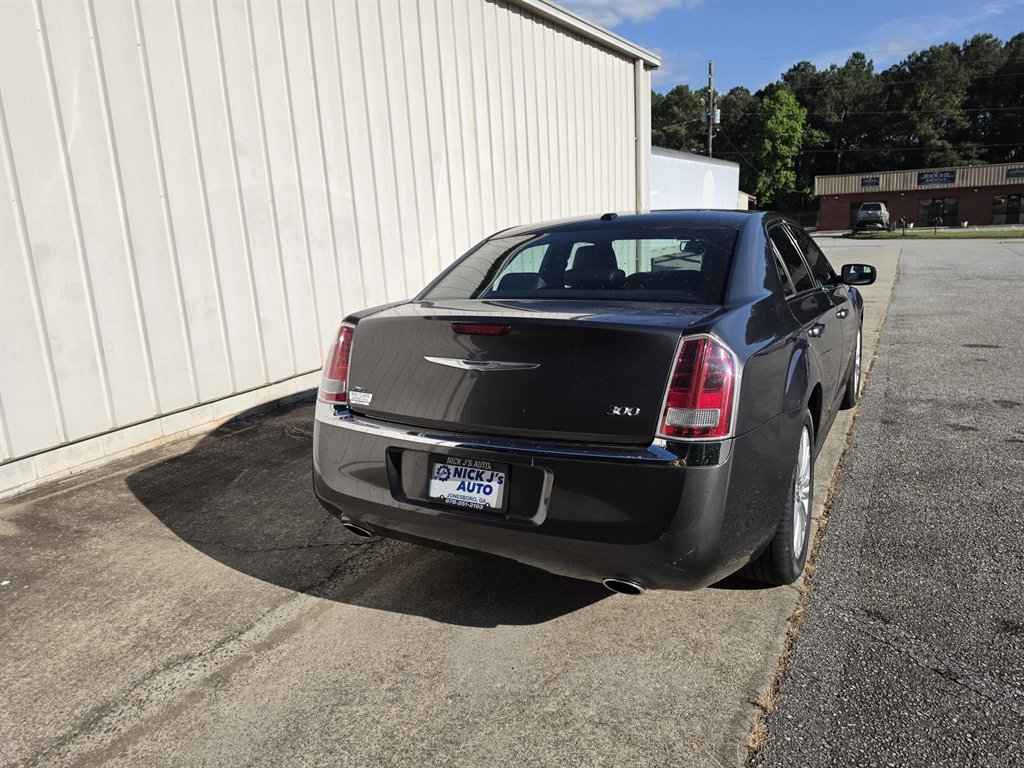 2013 Chrysler 300 - $8,300