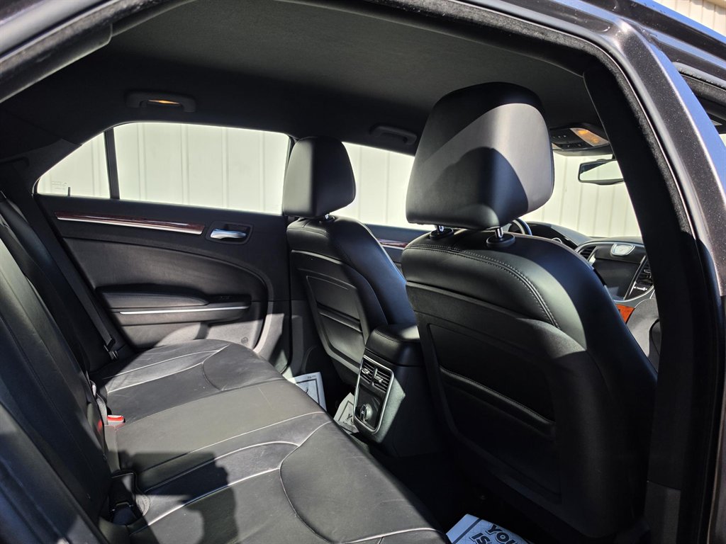 2013 Chrysler 300 - $8,300