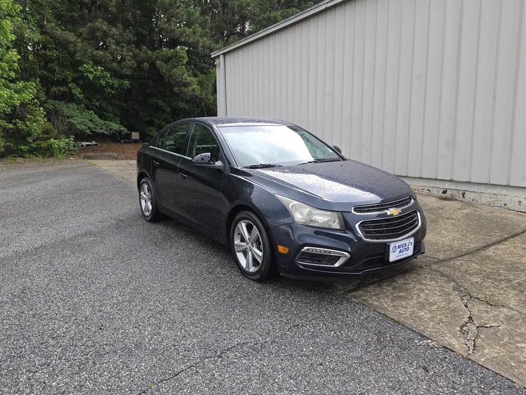 2015 Chevrolet Cruze - $6,200