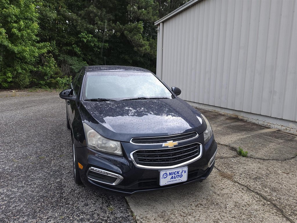 2015 Chevrolet Cruze - $6,200