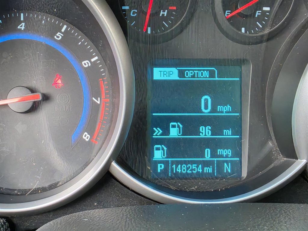 2015 Chevrolet Cruze - $6,200