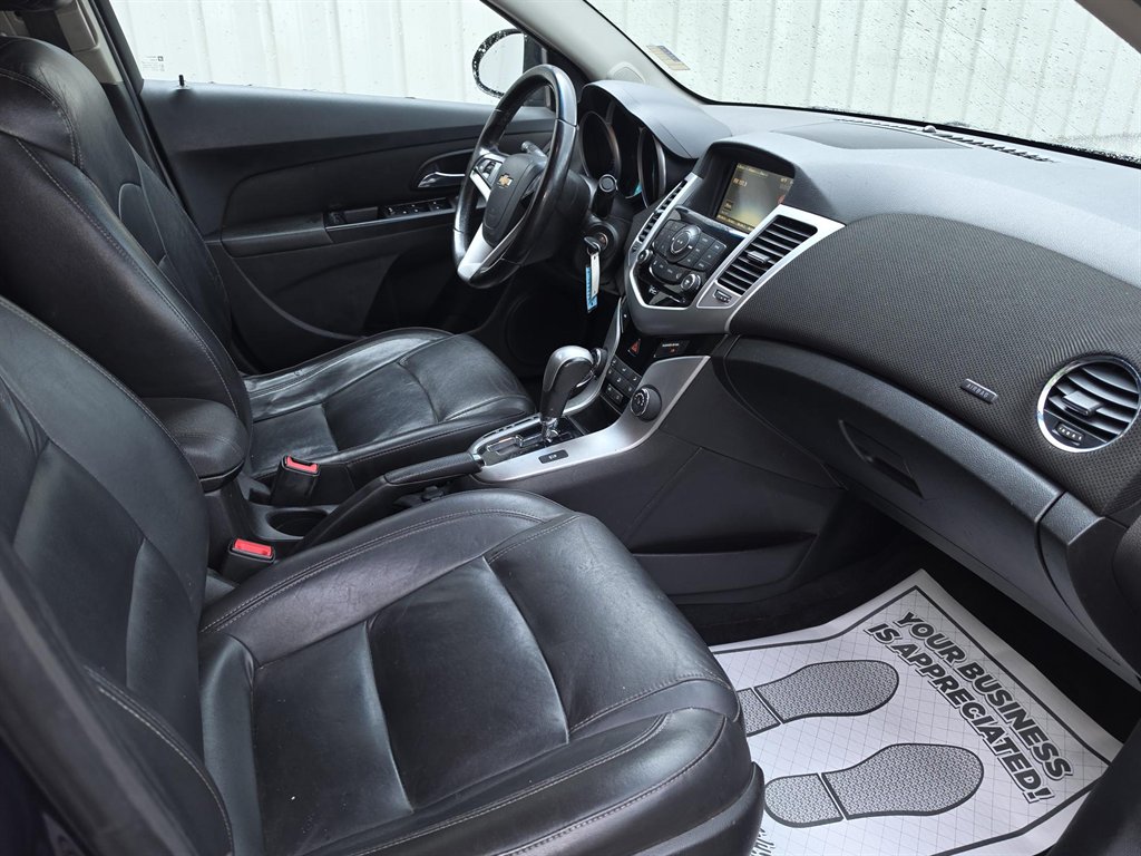 2015 Chevrolet Cruze - $6,200