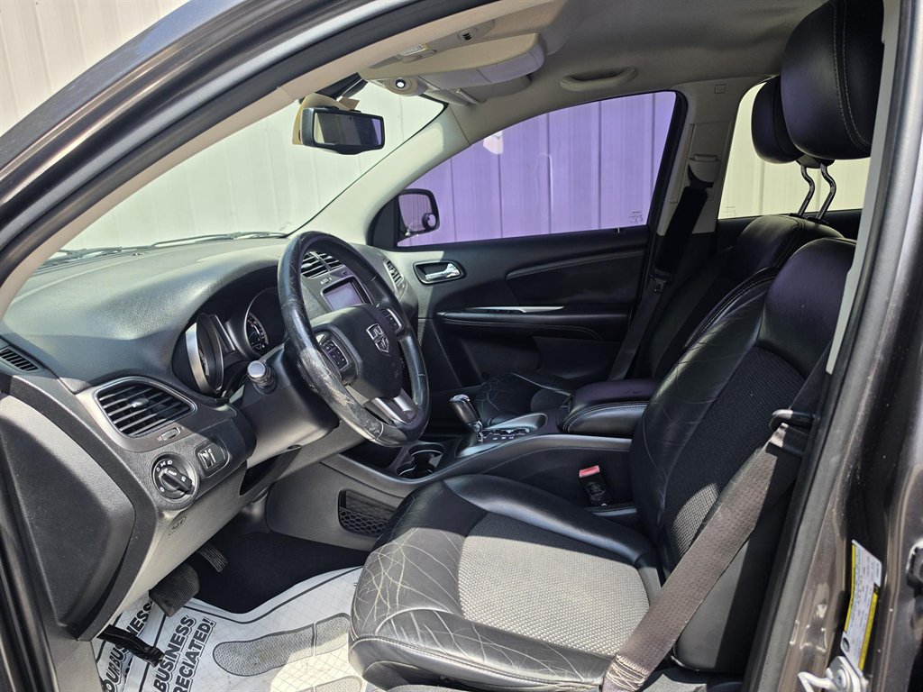 2015 Dodge Journey - $8,000