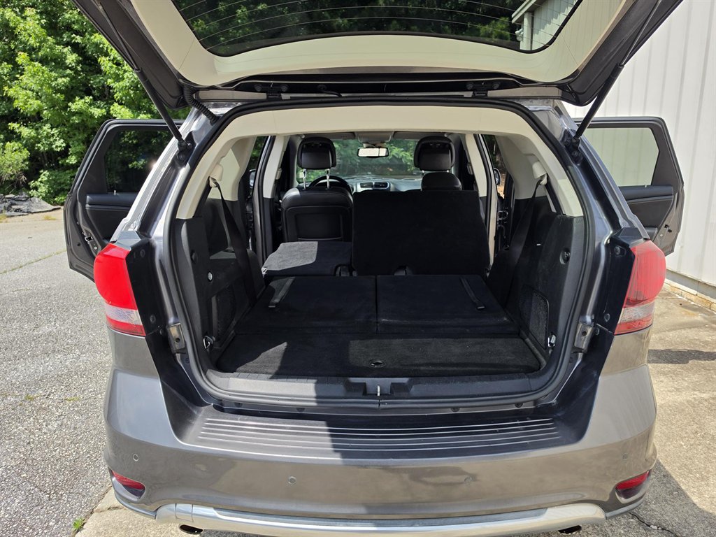 2015 Dodge Journey - $8,000