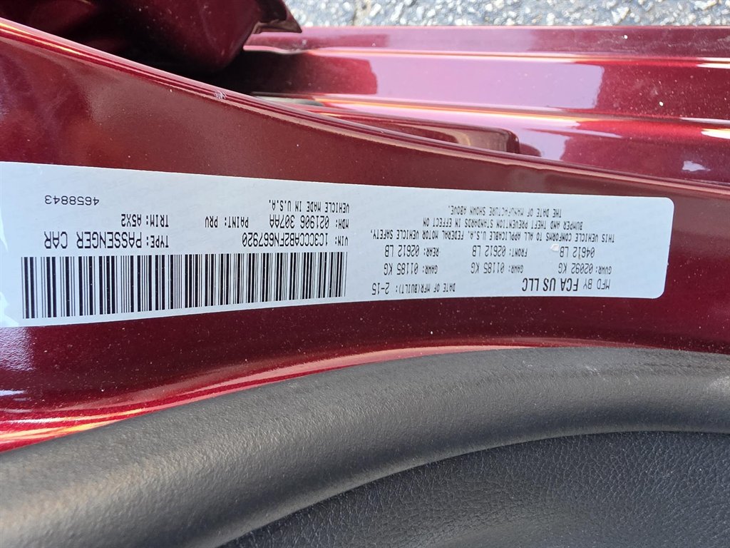 2015 Chrysler 200 - $8,900