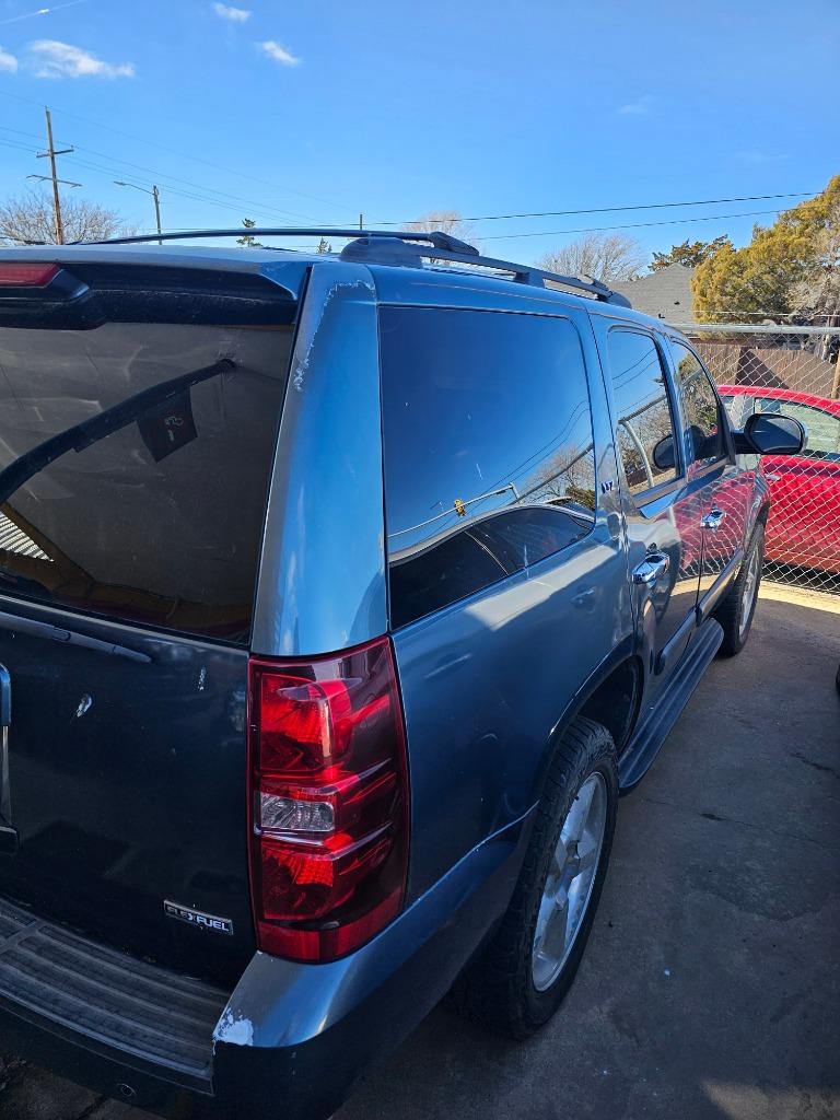 2008 Chevrolet Tahoe - $9,000