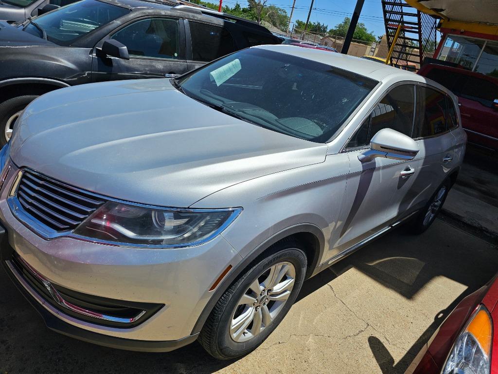 2016 Lincoln MKX - $16,000
