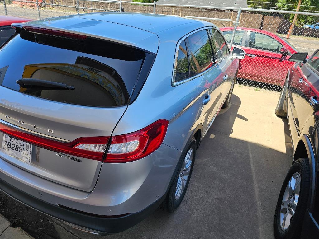 2016 Lincoln MKX - $16,000