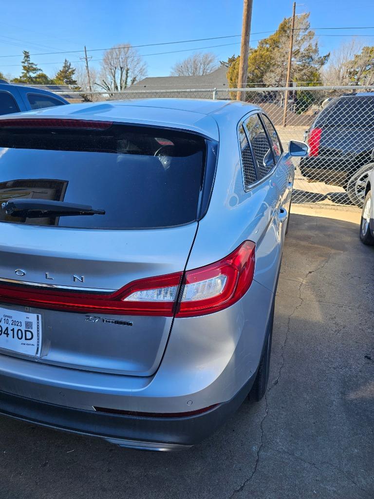 2016 Lincoln MKX - $16,500
