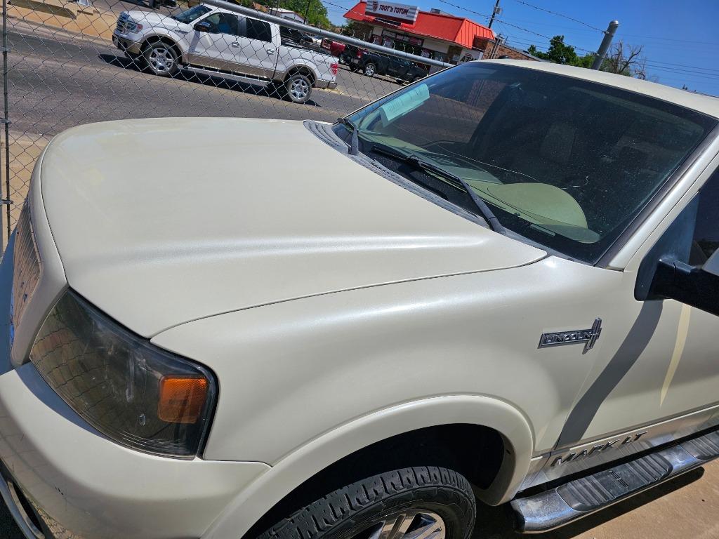 2008 Lincoln Mark - $10,500