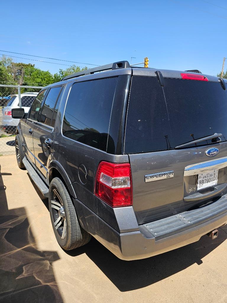2011 Ford Expedition - $9,500