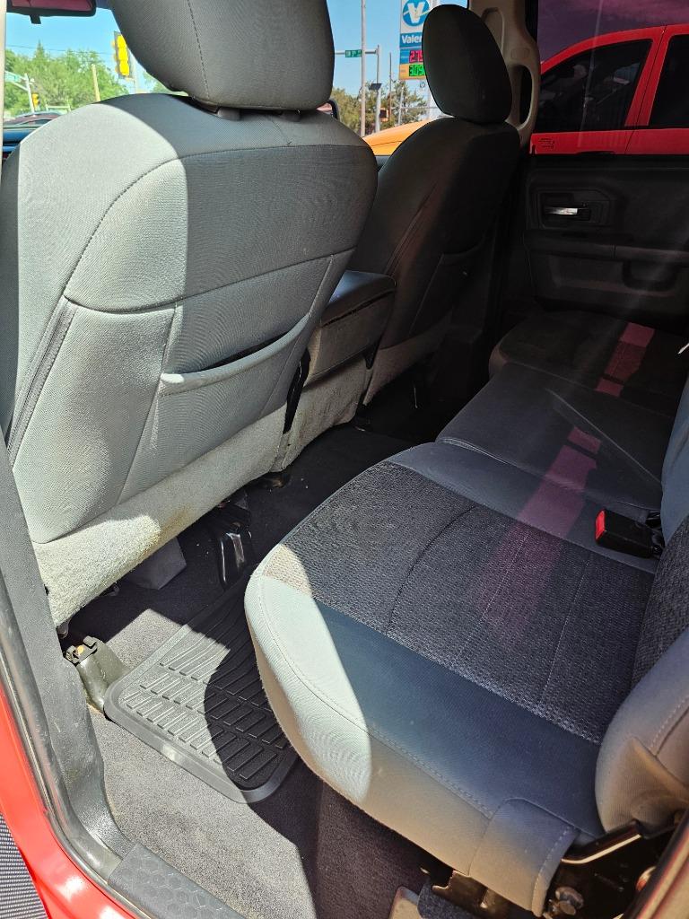 2015 RAM 1500 SLT photo