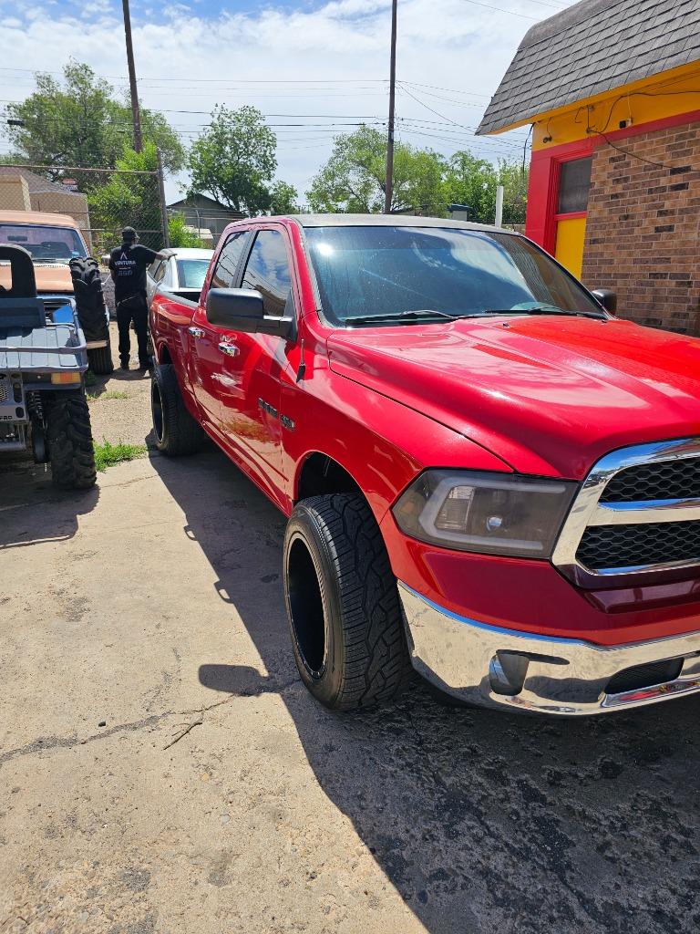 2015 RAM 1500 SLT photo