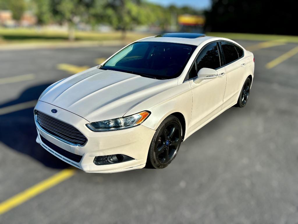 2013 Ford Fusion SE photo