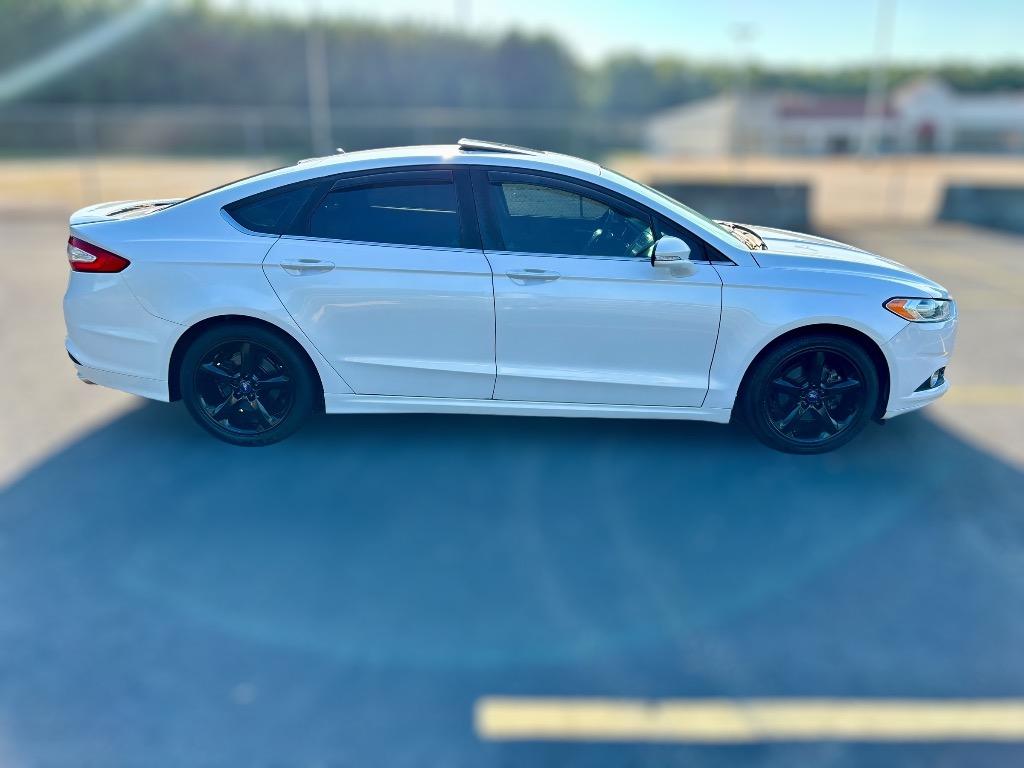 2013 Ford Fusion SE photo