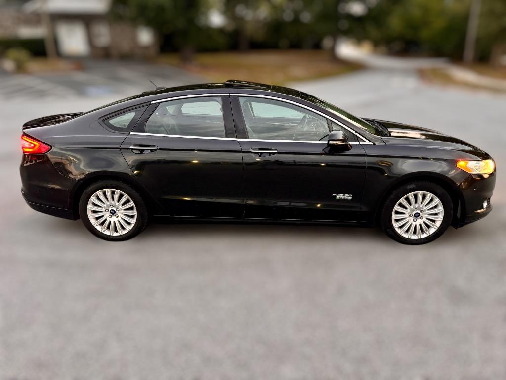 2013 Ford Fusion Energi Titanium photo