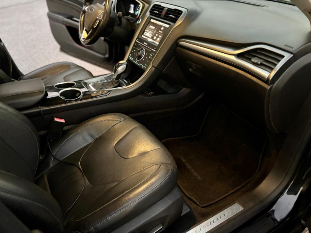2013 Ford Fusion Energi Titanium photo