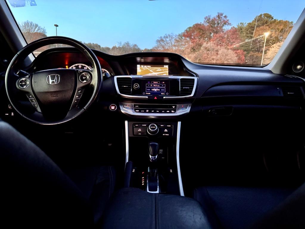 2013 Honda Accord Touring photo