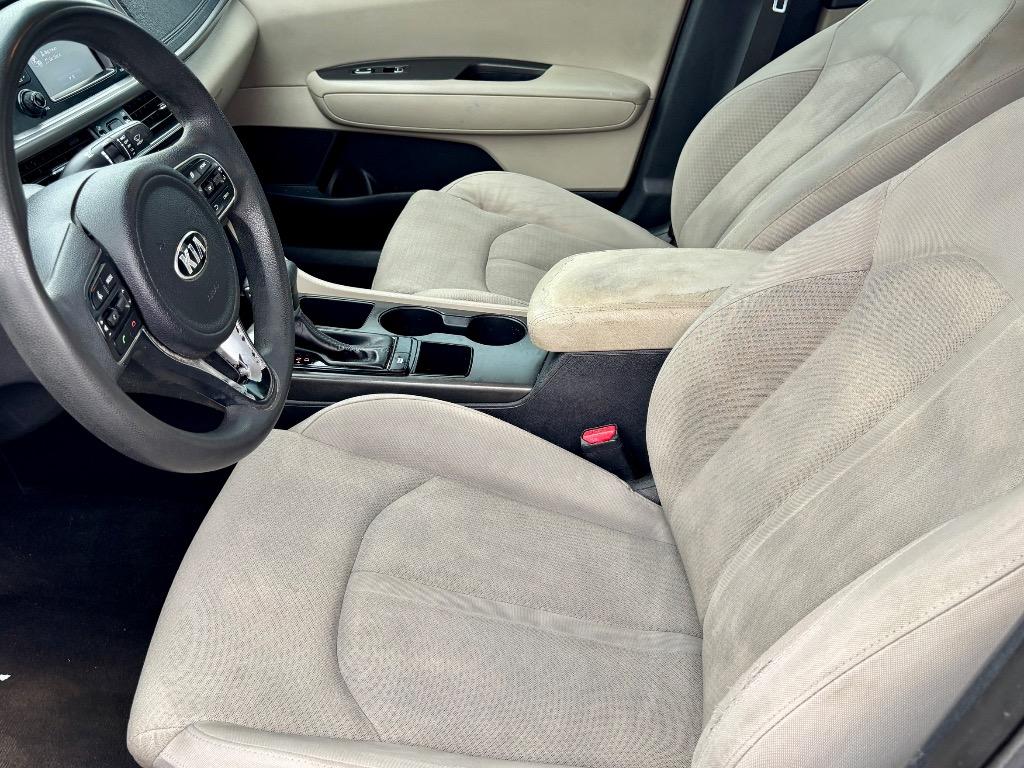 2016 Kia Optima LX photo