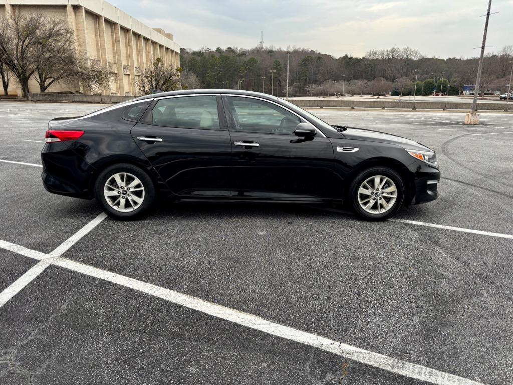 2016 Kia Optima LX photo