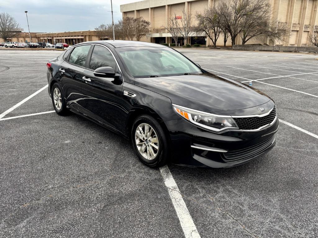 2016 Kia Optima LX photo