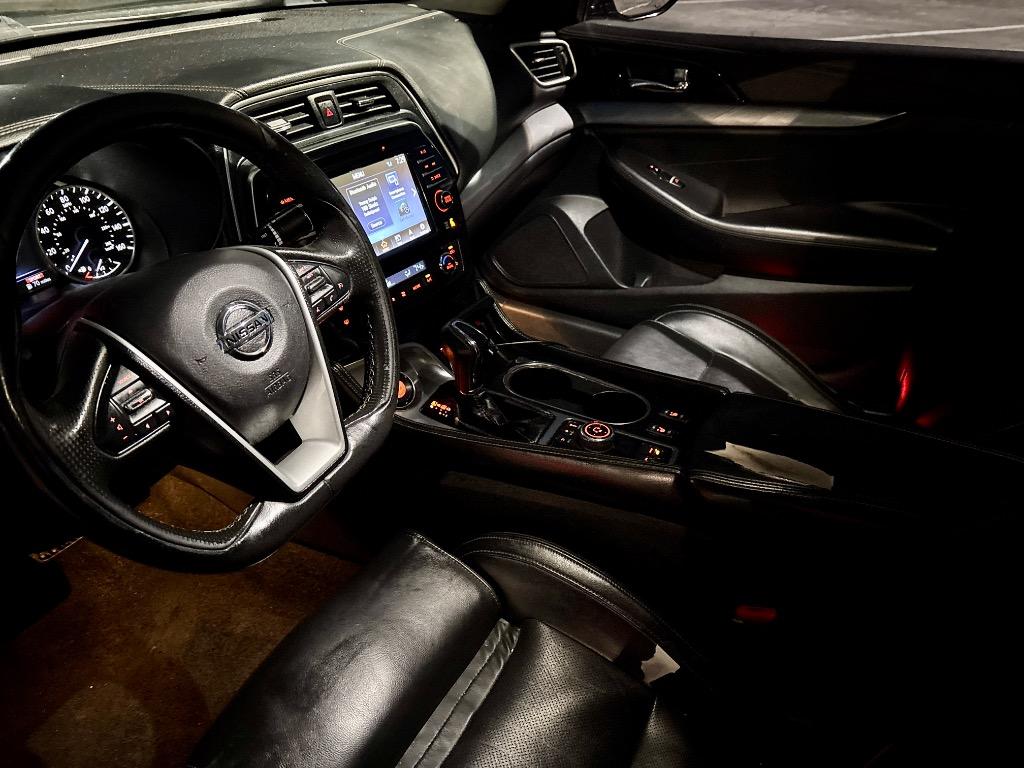 2018 Nissan Maxima Platinum photo