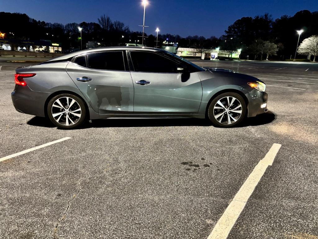 2018 Nissan Maxima Platinum photo