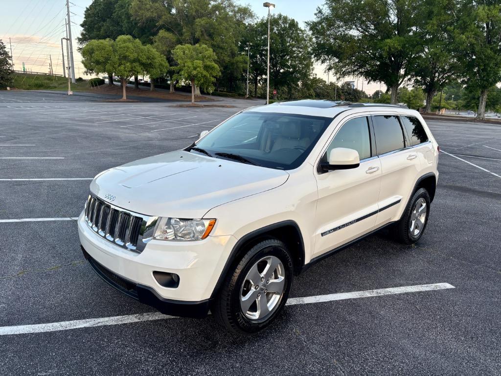 2012 Jeep Grand Cherokee Laredo photo