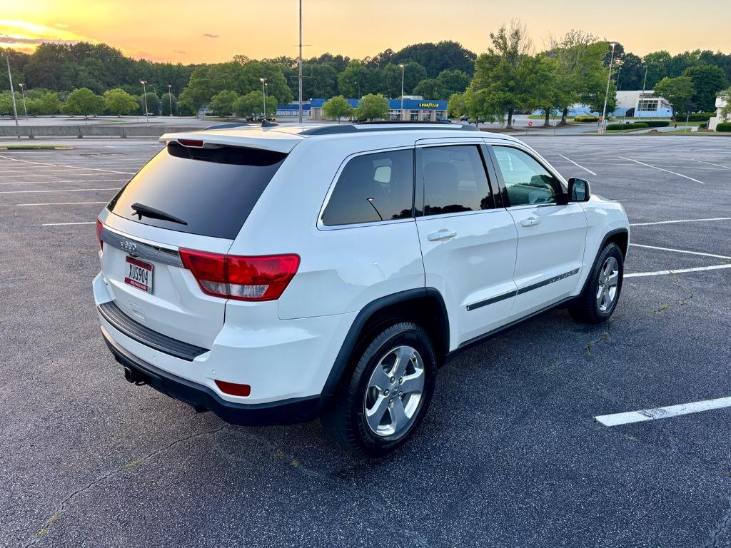 2012 Jeep Grand Cherokee Laredo photo
