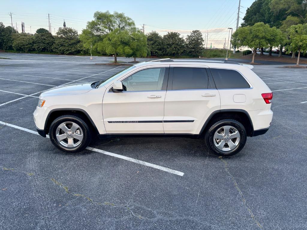 2012 Jeep Grand Cherokee Laredo photo