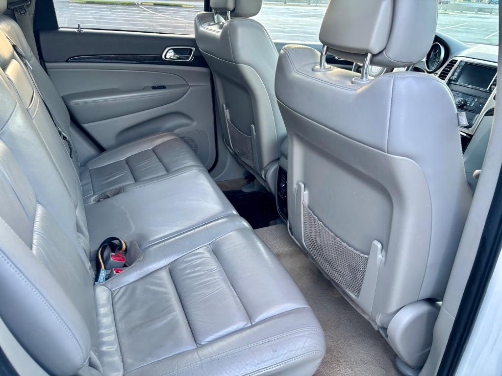 2012 Jeep Grand Cherokee Laredo photo
