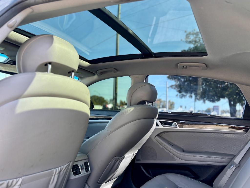 2017 Genesis G80 - $10,999