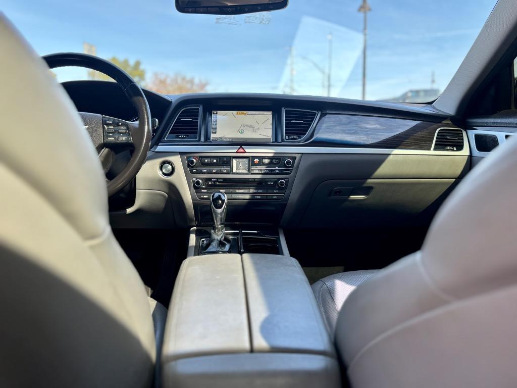 2017 Genesis G80 - $10,999