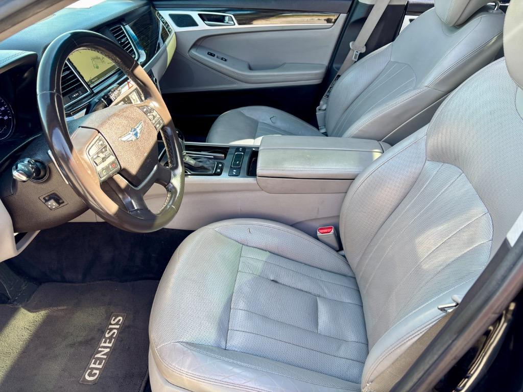 2017 Genesis G80 - $10,999