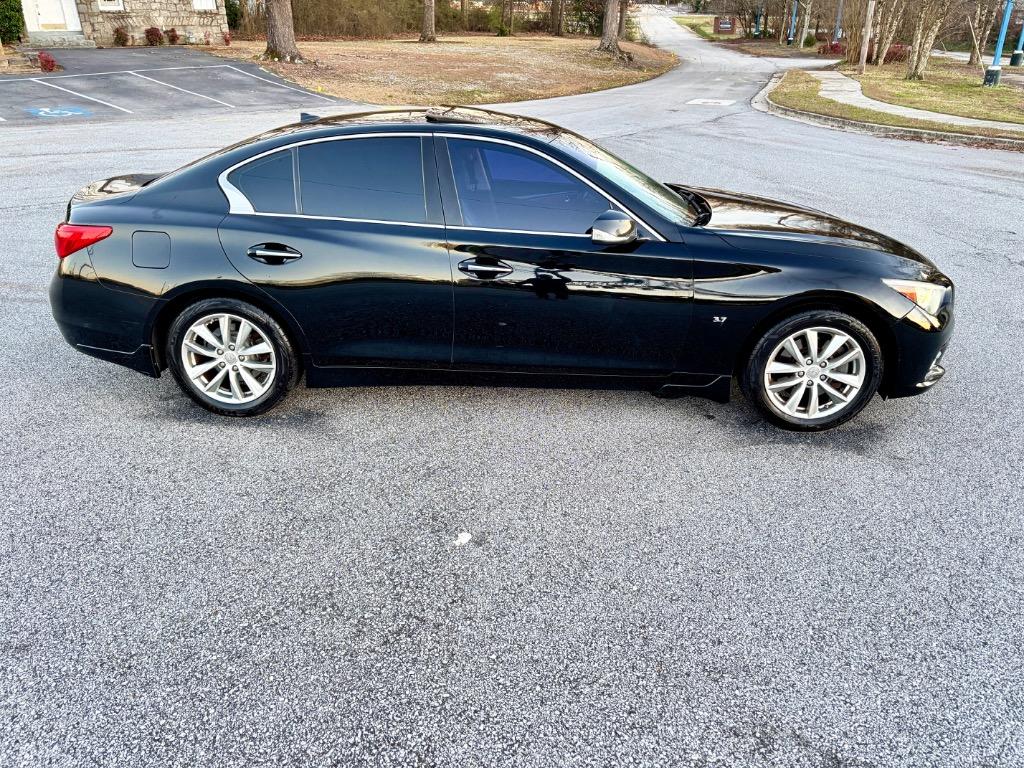 2015 INFINITI Q50 - $8,500