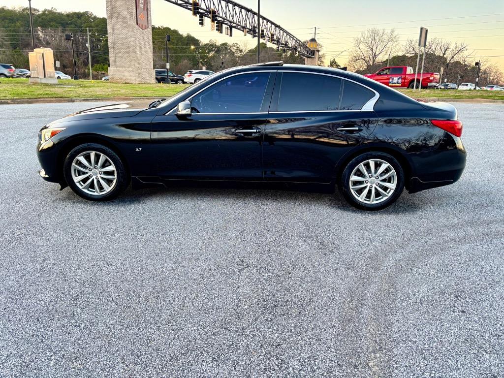 2015 INFINITI Q50 - $8,500