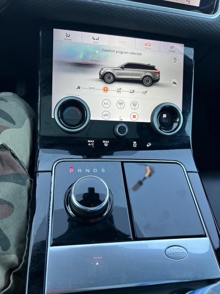 2019 Land Rover Range Rover Velar - $17,999