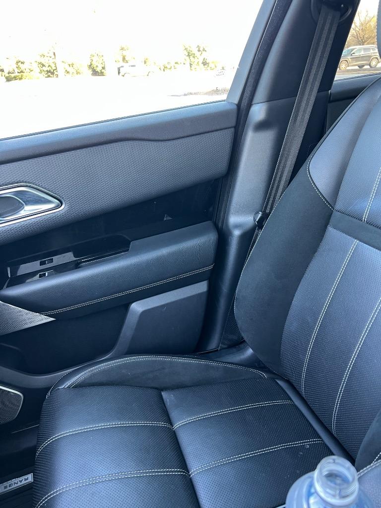 2019 Land Rover Range Rover Velar - $17,999