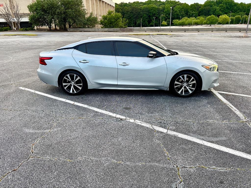 2018 Nissan Maxima - $8,000