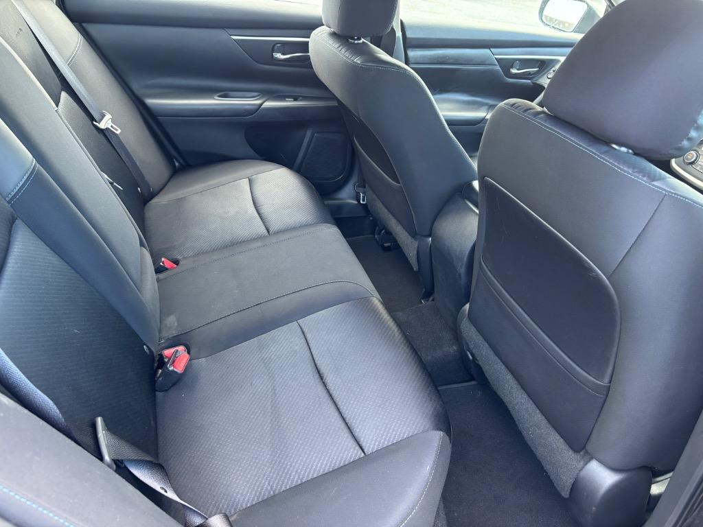 2017 Nissan Altima - $7,450