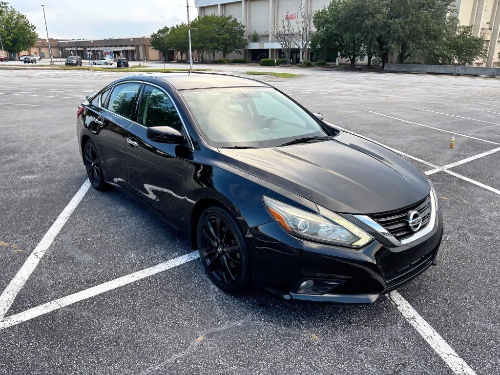 2017 Nissan Altima - $7,450