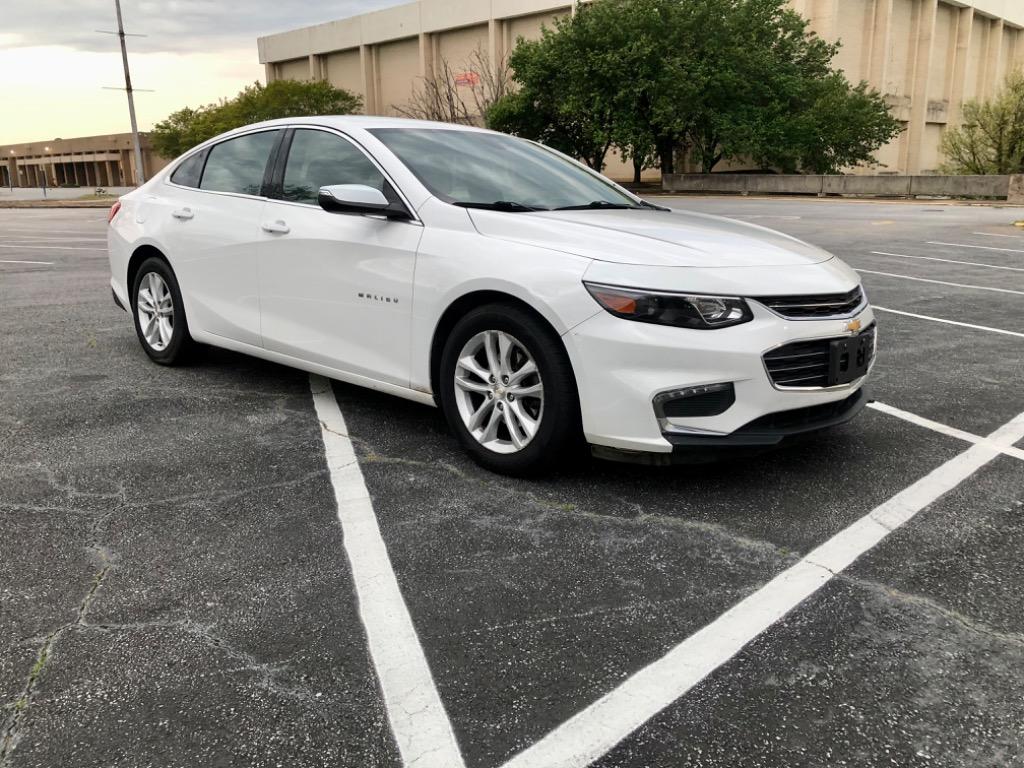2018 Chevrolet Malibu LT photo