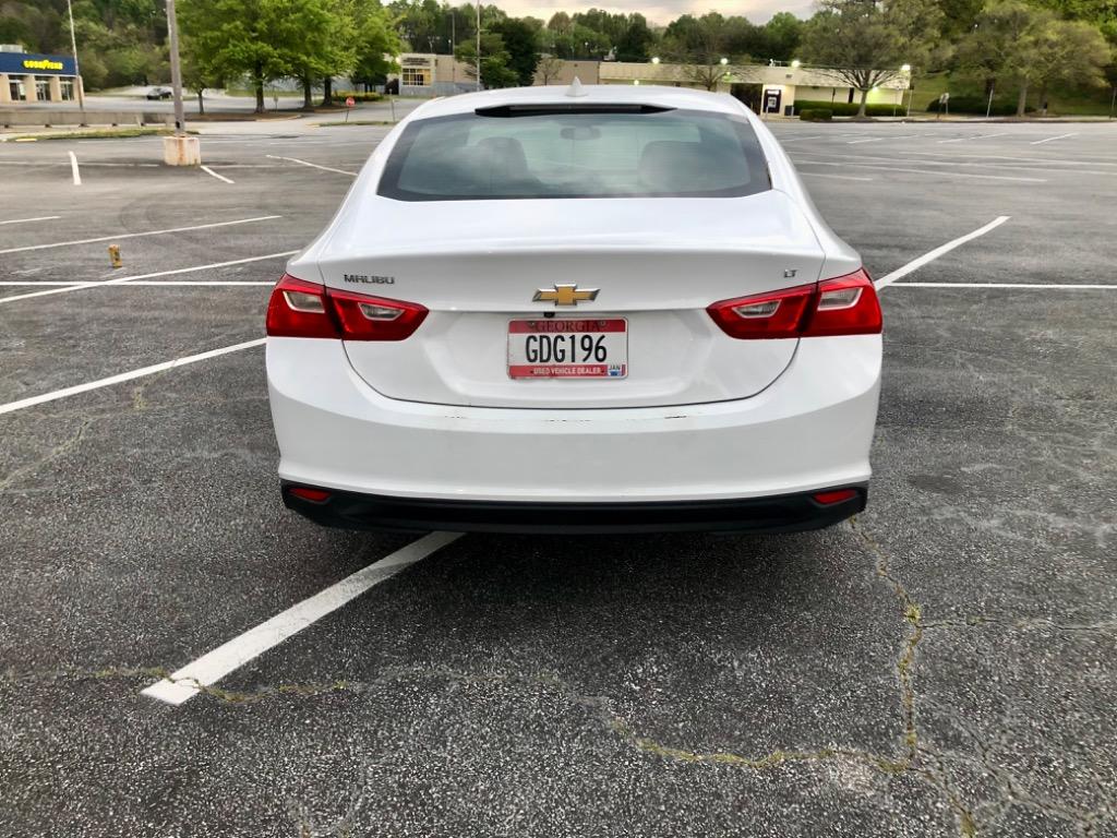 2018 Chevrolet Malibu LT photo