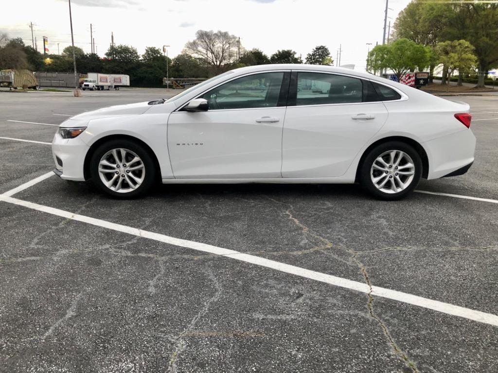 2018 Chevrolet Malibu LT photo