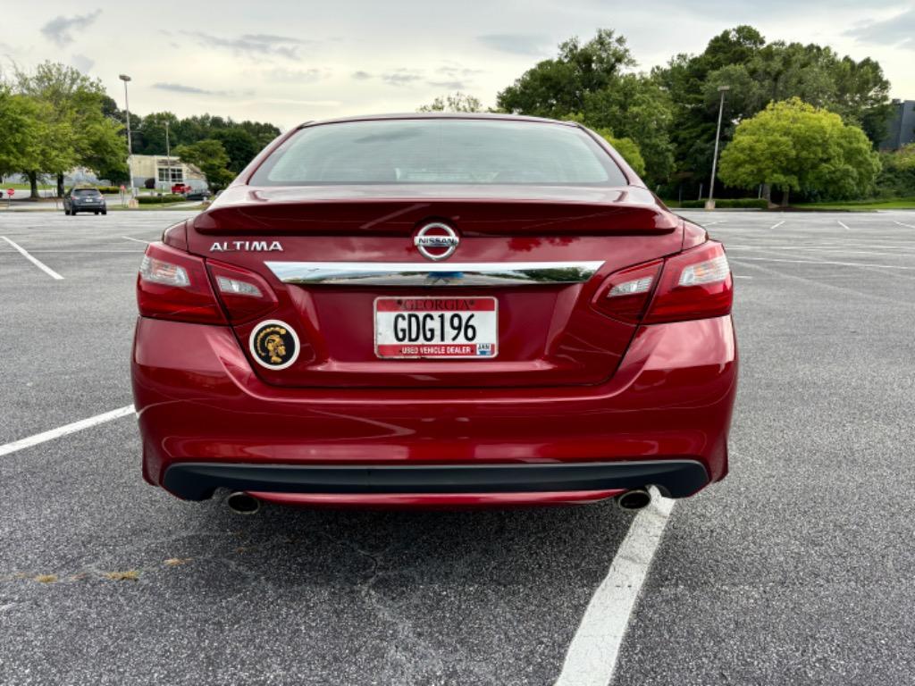 2018 Nissan Altima - $7,999