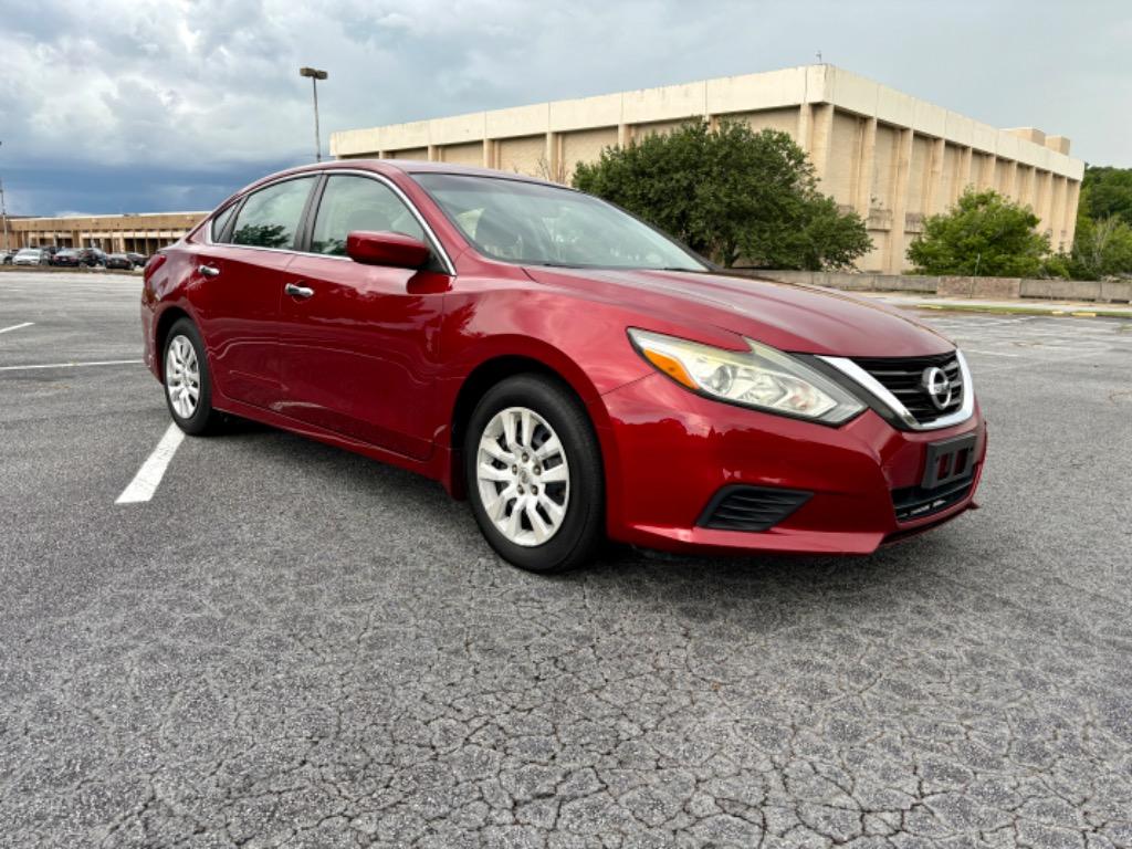 2018 Nissan Altima - $7,999