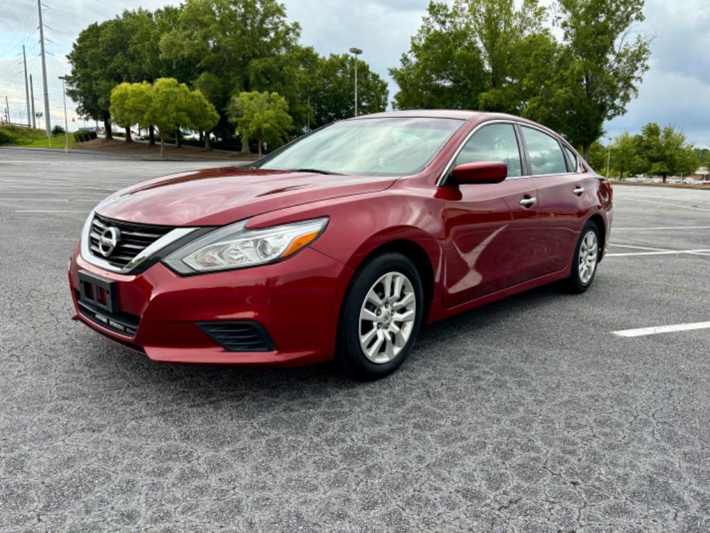 2018 Nissan Altima - $7,999
