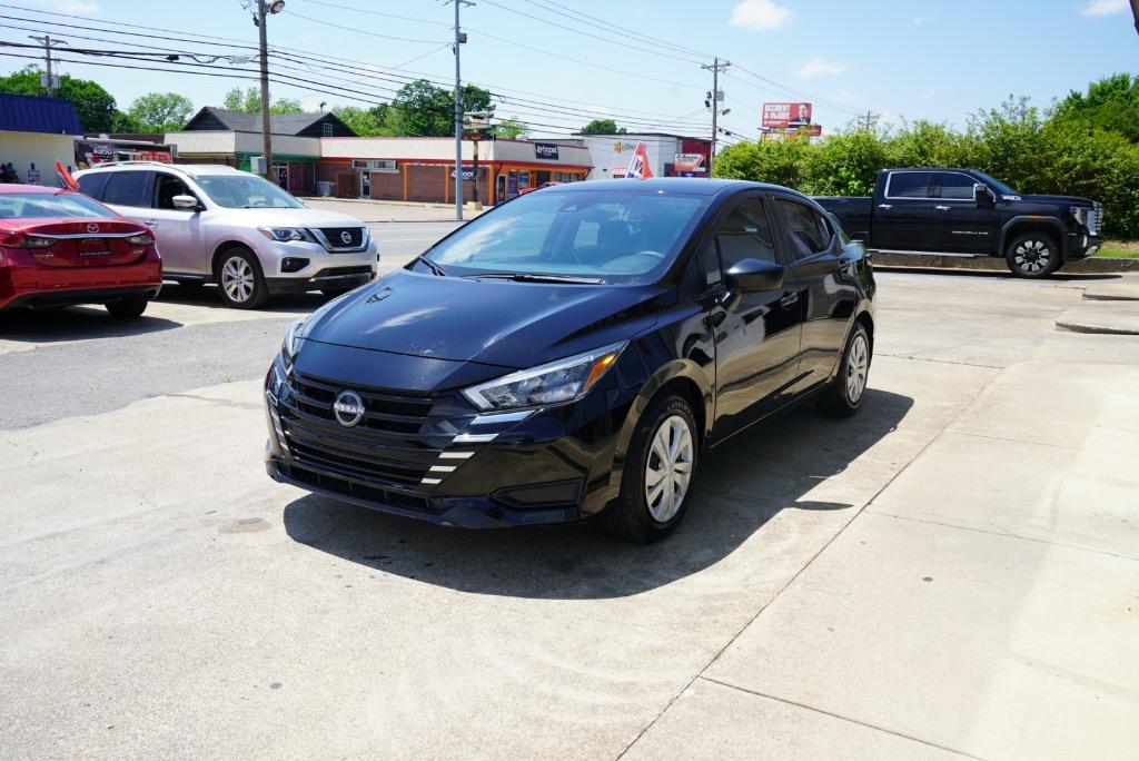 2025 Nissan Versa