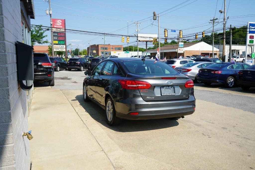 2017 Ford Focus