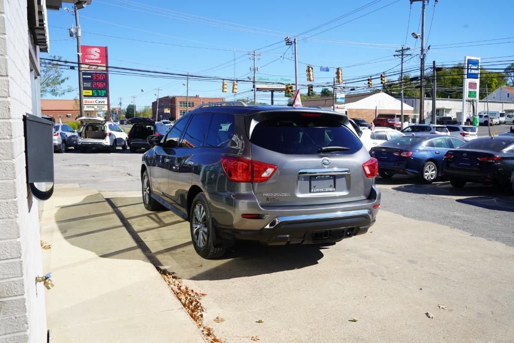 2018 Nissan Pathfinder